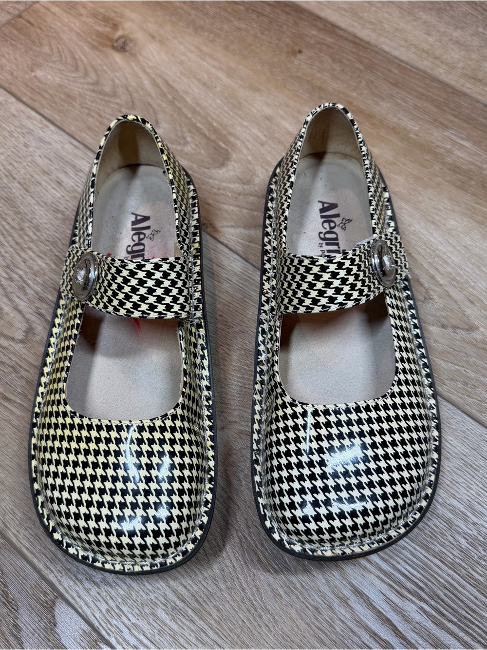 Alegria Paloma Houndstooth Mary Jane Shoes Black White Comfort EU 37 US 7 Nurse